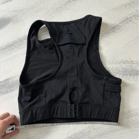 Gymshark Black Zip Front Sports Bra - Picture 4 of 4